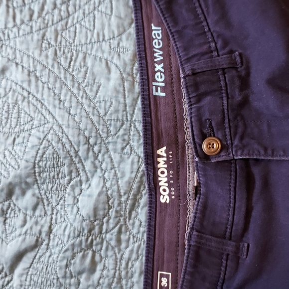 Lot of 2 Sonoma flexwear mens shorts, size 36 - Picture 5 of 5